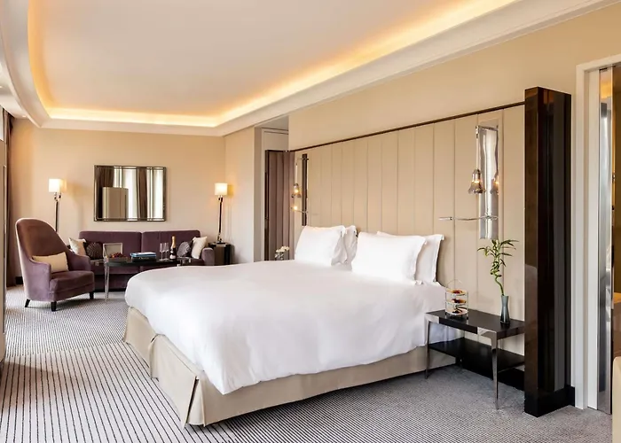 Sofitel Frankfurt Opera Hotel 5*