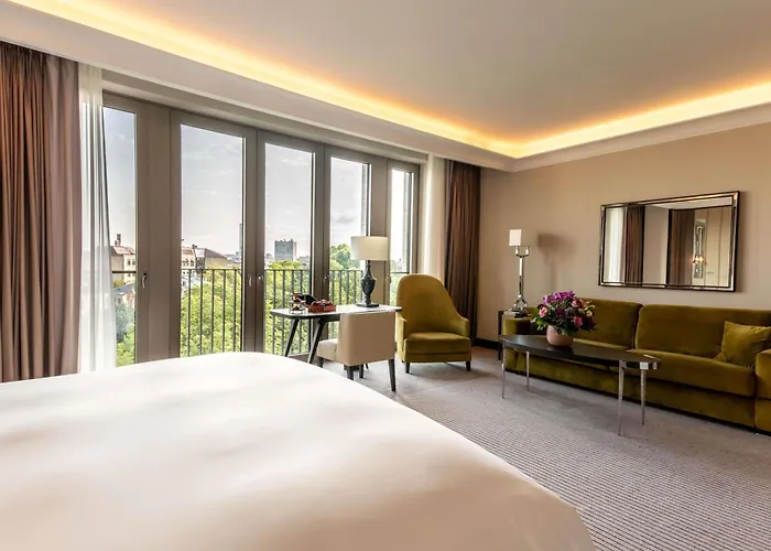 Sofitel Frankfurt Opera 5*