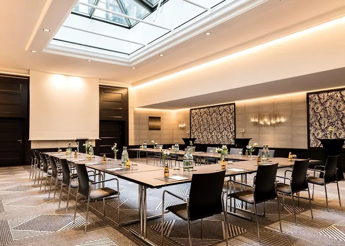Sofitel Frankfurt Opera 5*